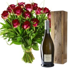 Prosecco + bouquet of red roses (Bouquet of 7 red roses + white Prosecco)